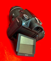 Demo Sony alpha 58 with DT 3.5-5.6/18-55mm SAM II lens (SC097)