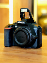Demo Nikon D3500 DSLR Camera with AF-P DX NIKKOR 18-55mm f/3.5-5.6G VR Lens (SC061)
