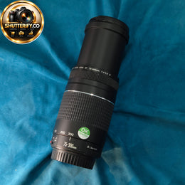 Demo Canon EF 75-300mm 1:4-5.6 III zoom lens (SC158)