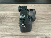 Demo Sony A6400 Mirrorless Camera with 16-50mm Lens (SC105)