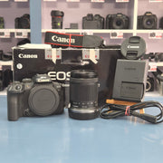 Pre-owned Canon EOS R10 + RF-S 18-150mm F3.5-6.3 IS STM | AS04