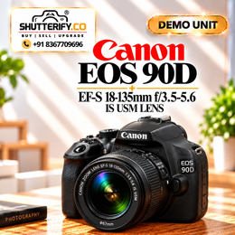 Demo Canon EOS 90D with EF-S 18-135mm f/3.5-5.6 IS USM Lens C02