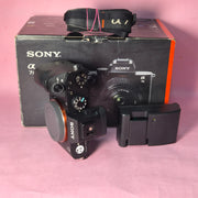 Pre-owned Sony Alpha 7 II (A7M2) + FE 28-70mm OSS Lens | AS02